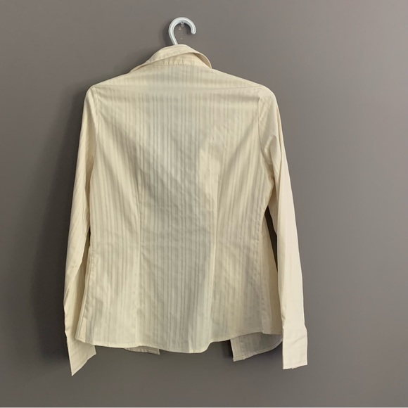 Tristan & Iseut Small Ivory Button Down Shirt - Picture 7 of 10